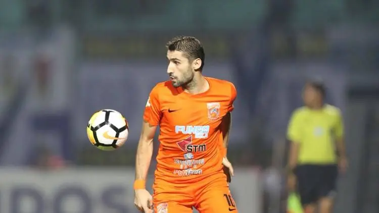 Manajemen Tegaskan Lopicic Tetap Berkostum Persib
