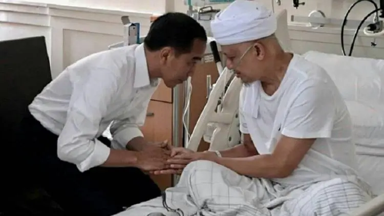 Jokowi Berharap Ustaz Arifin Ilham Berdakwah Lagi