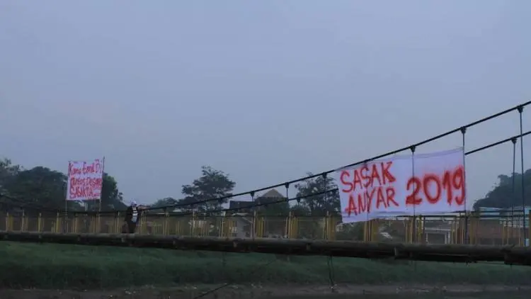 Warga Rancamanyar: 'Kang Emil Diantos Desain Jembatanna'