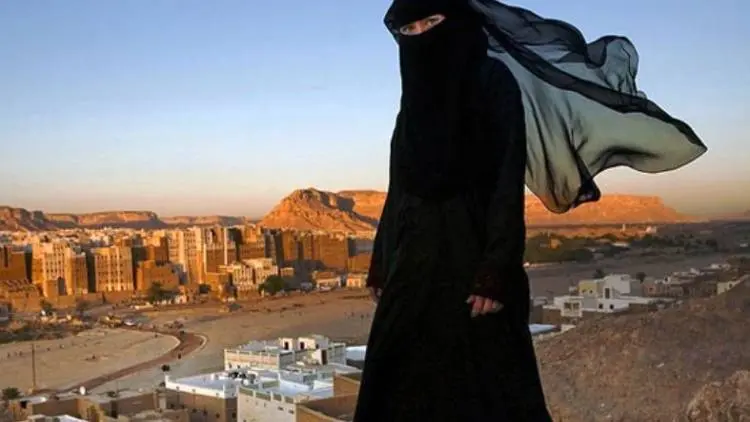 Tiga Sifat Wanita Ini Tak Mencium Wangi Surga