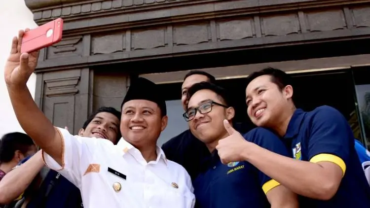 Uu: Lawan Hoax dengan Bijak Gunakan Alat Komunikasi