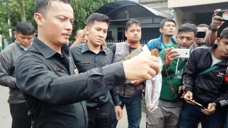  Ditemukan Warga, Badiknya Masih Menempel di Dada Kiri