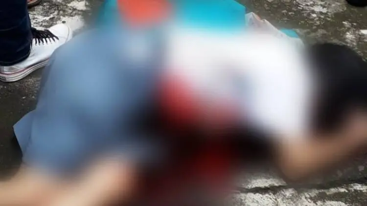 Siswi Cantik Tewas Bersimbah Darah masih Mengenakan Seragam
