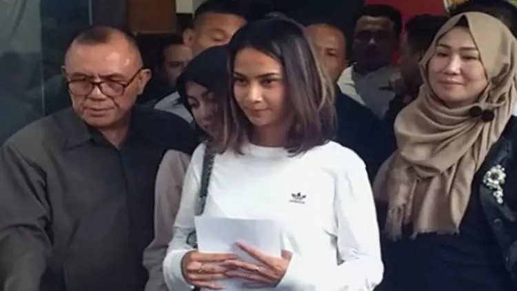 Media 'Lebay' Beritakan Prostitusi Online Libatkan Artis