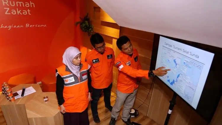  Rumah Zakat-ACT Kirimkan Relawan dan Bantuan Korban Tsunami