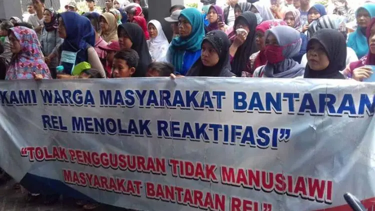 Paguyuban Warga Bantaran Rel Tetap Tolak Reaktivasi KA Cibatu-Cikajang