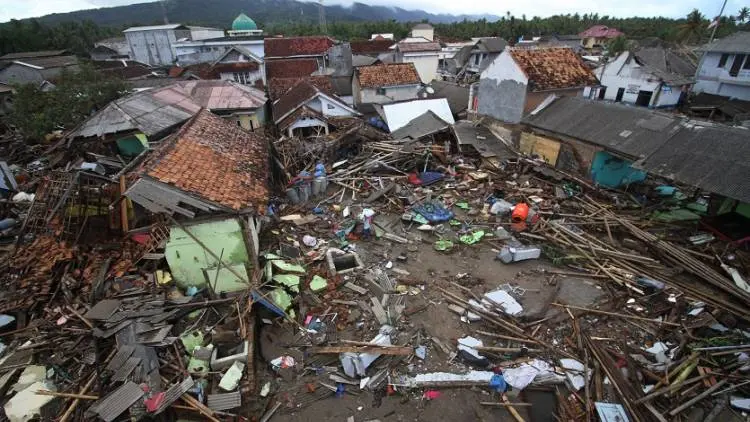 6 Desa di Kecamatan Sumur Masih Terisolasi