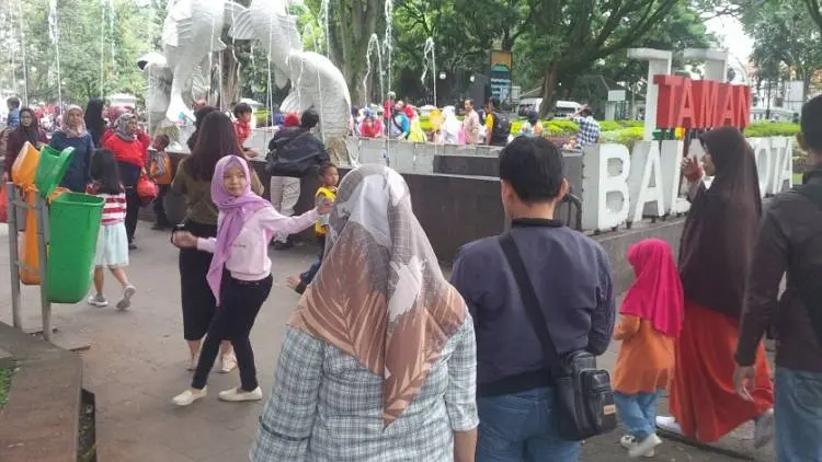 Yuk, Liburan Murah di Plaza Balkot Bandung