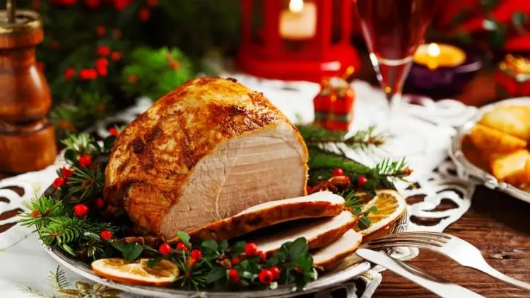 Halalkah Hidangan Natal untuk Seorang Muslim?