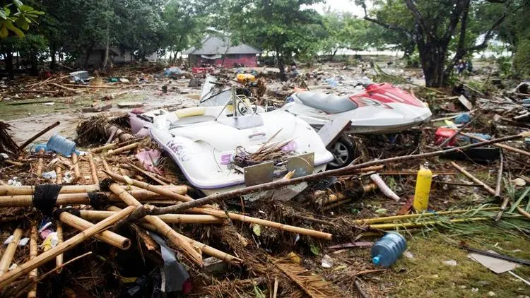 Tunggu Cuaca Baik, Warga Pandeglang Lebih Nyaman Dipengungsian