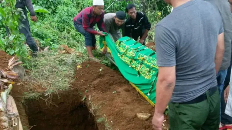 Duh...Wanita Bogor Ini Kehilangan Enam Anggota Keluarga Saat Tsunami