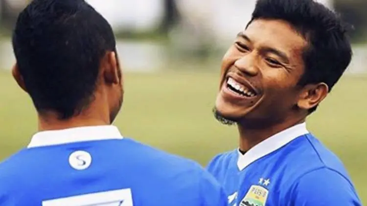 Gantung Sepatu, Sukses Selalu Buat Eka Ramdani