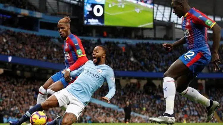 Hujan Kejutan Liga Inggris, City dan Chelsea Tumbang
