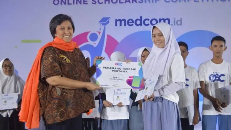 360 Siswa Terima Beasiswa Daring OSC Medcom 2018