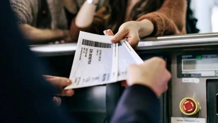 Hobi Pamerkan Boarding Pass? Awas Bahaya