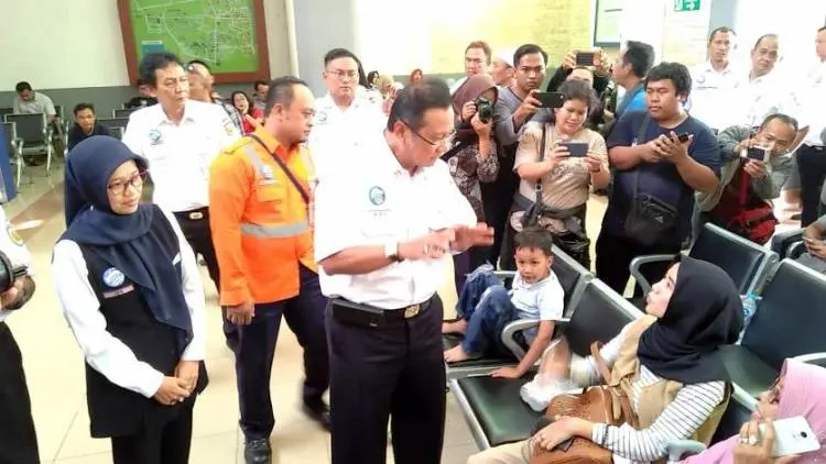 Pesan Dirut KAI, Naik Kereta Nggak Perlu Berpakaian Mewah