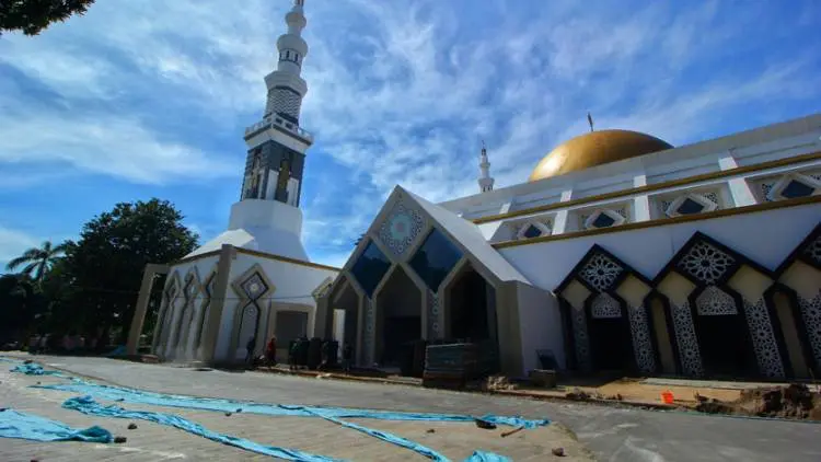 Masjid Baitul Faidzin Tak Selesai, Yanti Kasih Waktu 10 Hari