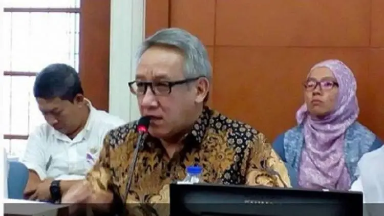 Rapat Pakai Jeans Hingga Membahas Promosi BIJB