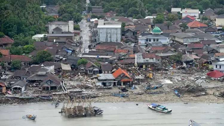 Pascabencana Tsunami, Warga Pantai Carita Bertahan di Pengungsian