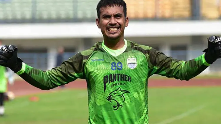 Dilirik Tiga Klub, Imam Arif Ingin Bela Persib Lagi