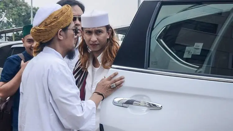 Banyak Ulama Dipolisikan, Ini 'Pembelaan' Jokowi
