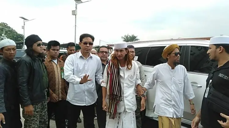 Didampingi 9 Pengacara, Habib Bahar Penuhi Panggilan Polda Jabar