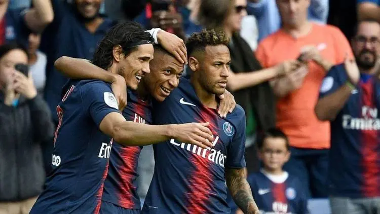 Trisula Penyerang PSG Mengerikan, Bisa Apa MU?