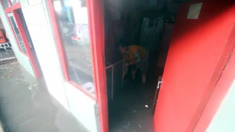Seorang Warga Meninggal Terjebak Banjir Melong