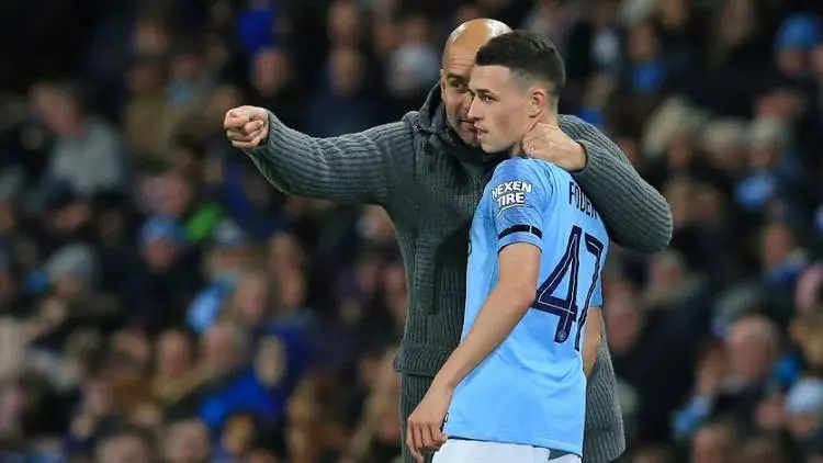 Guardiola Sebut Bek Muda Ini 'Berlian Inggris'