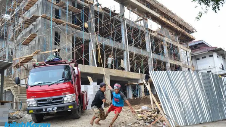 Gedung AKD Terancam Molor