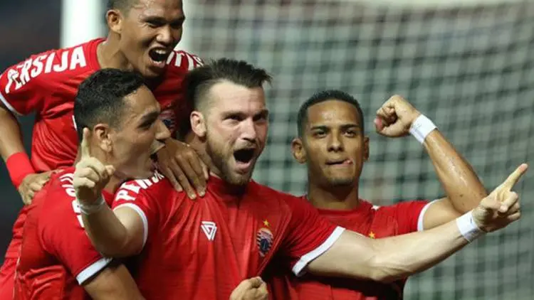 Persija Juara, Sriwijaya FC, Mitra Kukar dan PSMS Degradasi