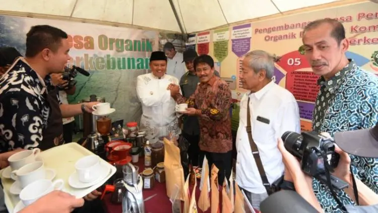 Gedung Sate Jadi Tuan Rumah Pameran Produk Perkebunan 2018    