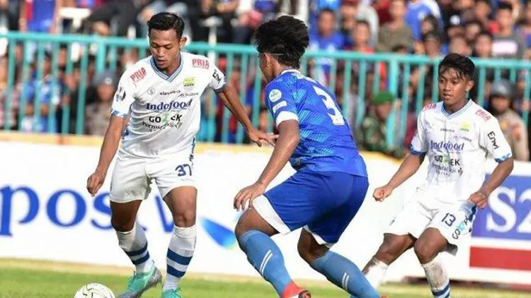 Lolos 32 Besar, Yaya Sebut Pemain Persib Konsisten