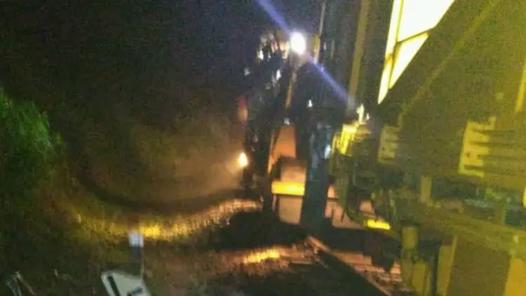 Walah...Kereta Perawat Rel Anjlok, Jalur Bandung Terganggu