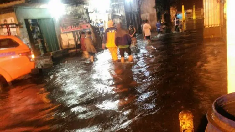 Hujan Semalam, 19 KK di Melong Terkena Banjir Cileuncang