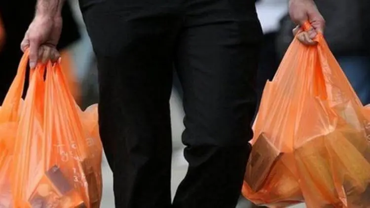  Pengusaha Ritel Dukung Pengurangan Penggunaan Kantong Plastik