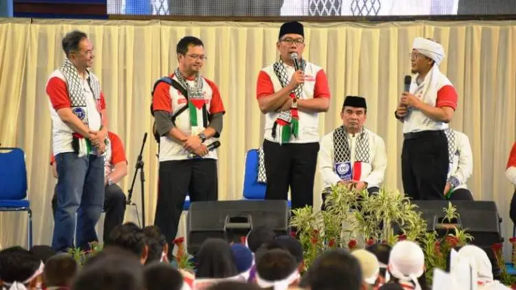 Ulama -Umaro Kompak, Emil: Rakyat Selamat