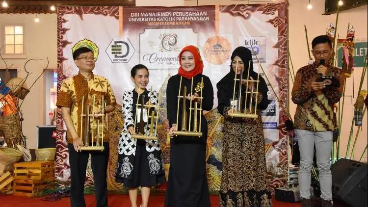 Atalia Kamil Ajak Kaum Milenial Cinta Produk Indonesia