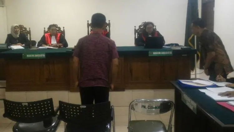 Kenapa Mantan Camat Tamansari tak Ditahan? 