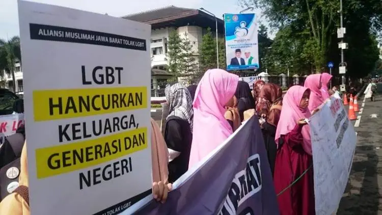 Aliansi Muslimah Serukan Tolak LGBT di Gedung Sate