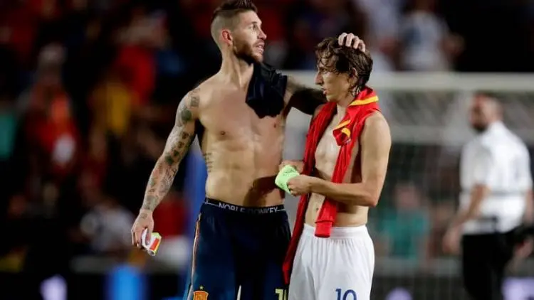Dramatis, Spanyol Keok di Kandang Kroasia
