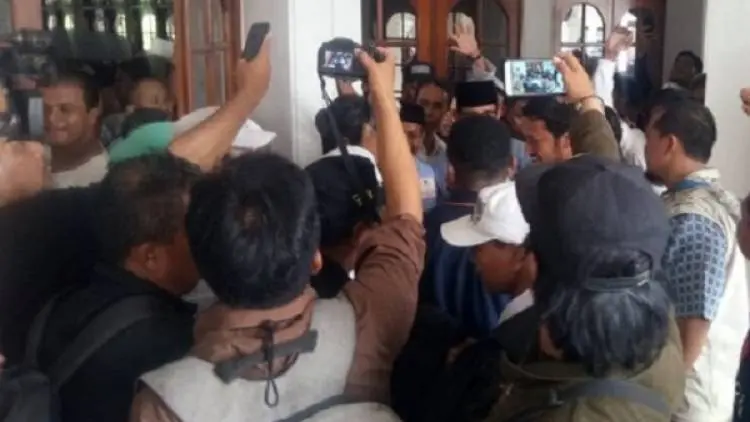 Diintai Sebulan, 3 Orang Tukang Pungli KTP Terjaring OTT