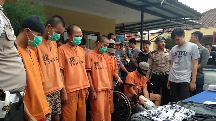 Komplotan Pelaku Pecah Kaca Bidik Nasabah Bank