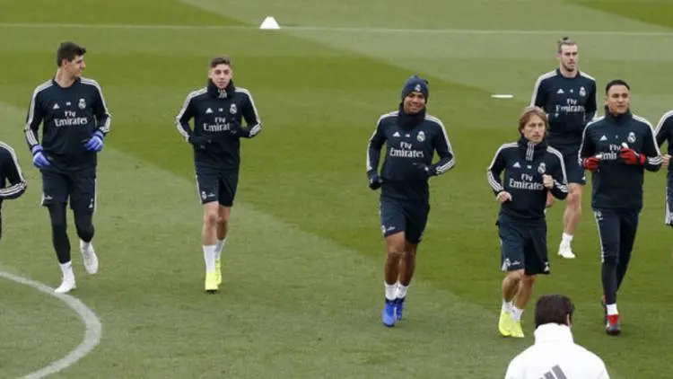 Ada Aroma Zidane dalam Laga AS Roma vs Real Madrid