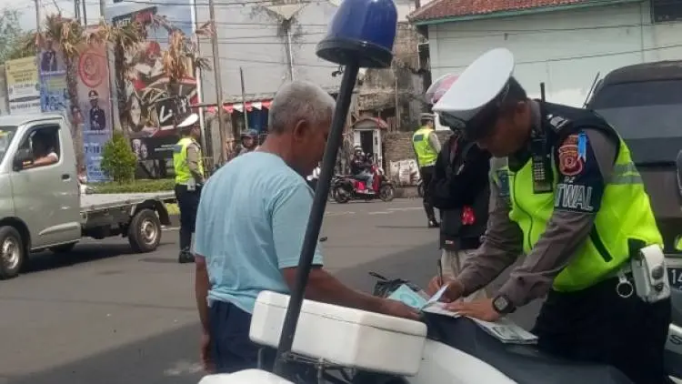 Polres Garut Tilang 6.208 Pelanggar