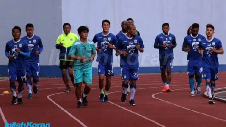 Yaya Bantah Stamina Pemain Persib Kedodoran