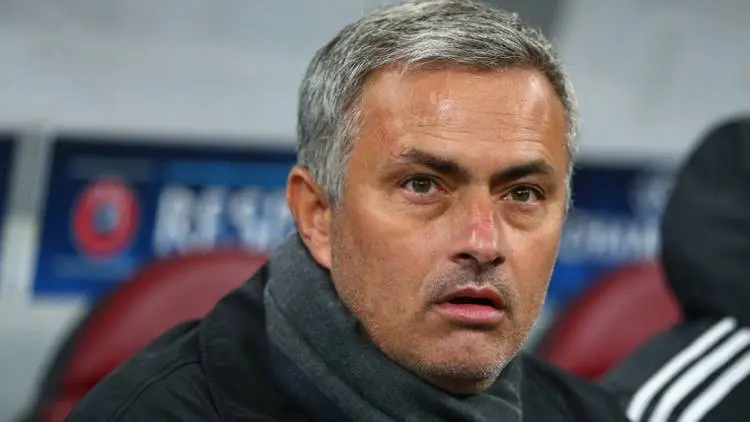 Banyak Merengek, Mourinho Seperti Bayi Tua