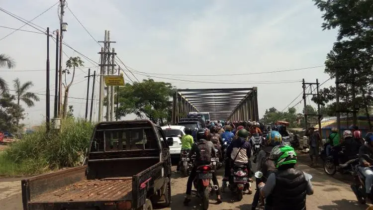 Tiga Kecamatan Terendam Banjir, Jalur Bojongsoang Macet Parah