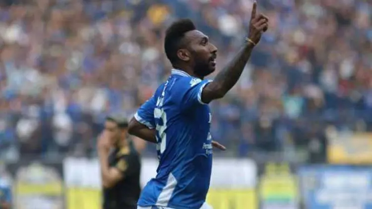 Wanggai Jebol Gawang Perseru di Babak Pertama