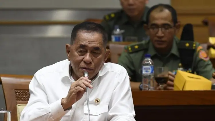 Menhan Luncurkan Kapal Selam Pertama Buatan Anak Bangsa
